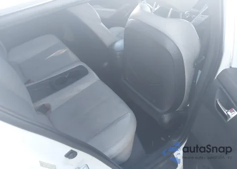 2013 Hyundai Veloster Base W/Gray from USA, damaged, VIN KMHTC6AD5DU105264